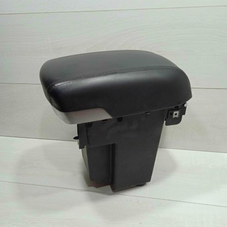 podlokotnik-hyundai-ix35-i-art-93342-big-5