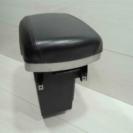 podlokotnik-hyundai-ix35-i-art-93342-big-4