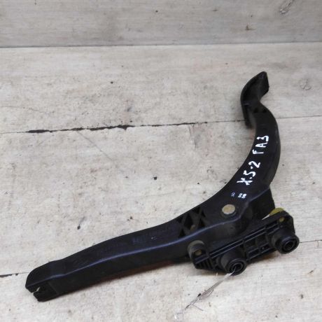 pedal-gaza-hyundai-santa-fe-i-art-94141-big-1