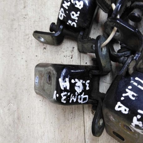 petlia-dveri-ford-mondeo-3-art-94903-big-2