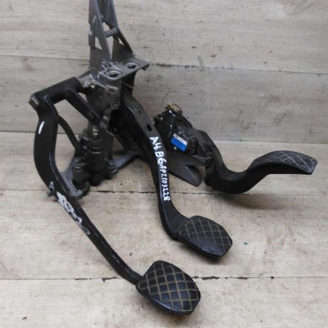 blok-pedalei-audi-a4-b7-audi-a4-b6-art-95189-big-0