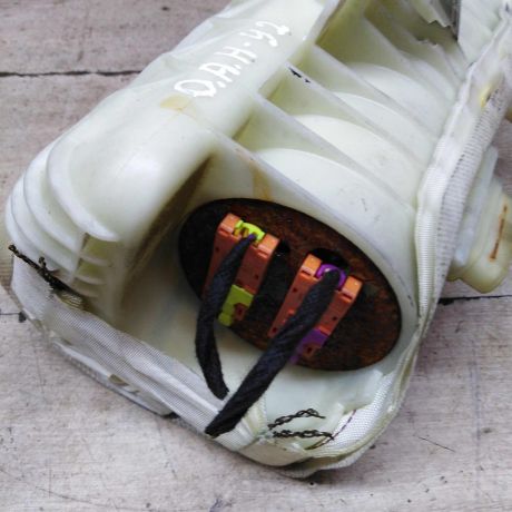 poduska-bezopasnosti-airbag-torpedu-pravaia-opel-astra-h-art-95258-big-4