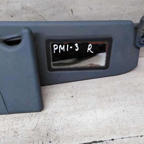 kozyrek-solncezashhitnyi-renault-megane-i-art-95779-big-1