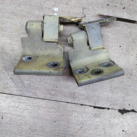 petlia-dveri-peredniaia-pravaia-peugeot-partner-i-restailing-art-96093-big-2