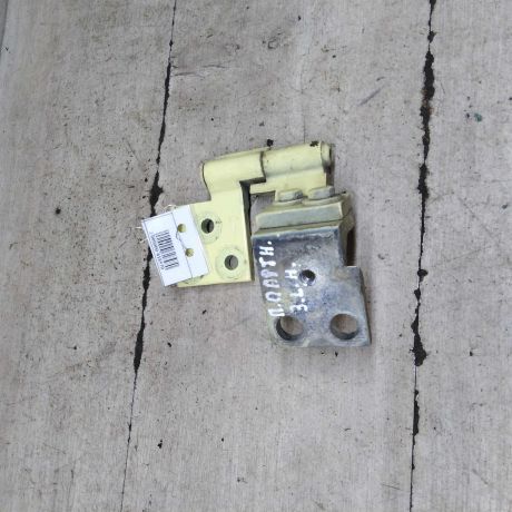 petlia-dveri-raspasnoi-zadniaia-levaia-nizniaia-peugeot-partner-i-restailing-art-96125-big-0