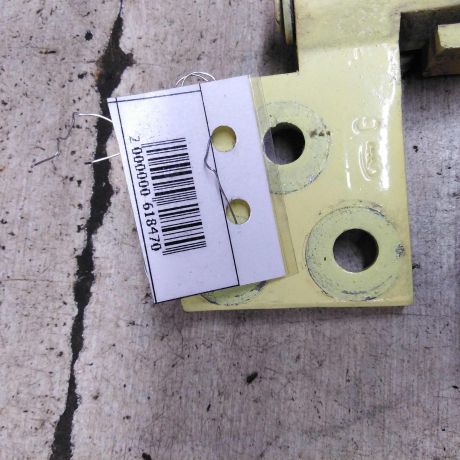 petlia-dveri-raspasnoi-zadniaia-levaia-nizniaia-peugeot-partner-i-restailing-art-96125-big-3