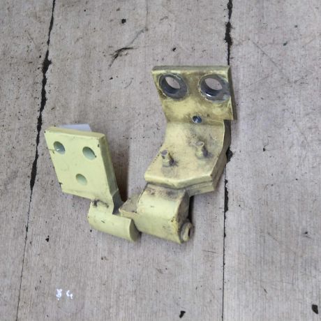 petlia-dveri-raspasnoi-zadniaia-levaia-nizniaia-peugeot-partner-i-restailing-art-96125-big-2