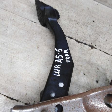 pedal-tormoza-skoda-octavia-a5-restailing-art-96193-big-1