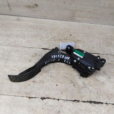 pedal-gaza-volkswagen-polo-5-art-96796-big-0