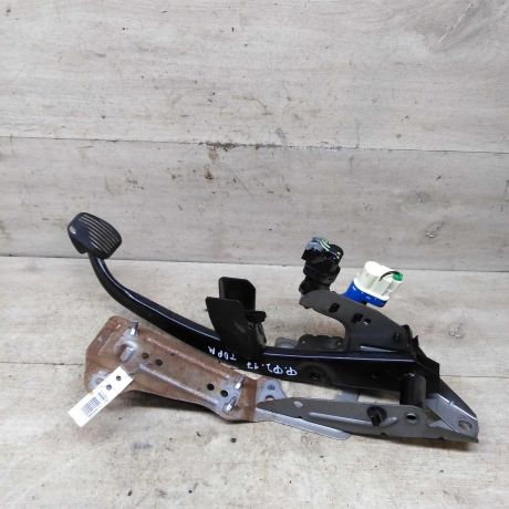 pedal-tormoza-ford-focus-2-dorestailing-art-96919-big-0