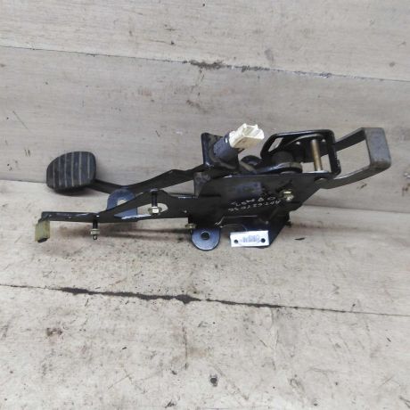 pedal-tormoza-renault-megane-ii-art-97529-big-1