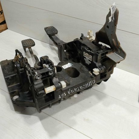 pedalnyi-uzel-opel-insignia-i-art-97814-big-0