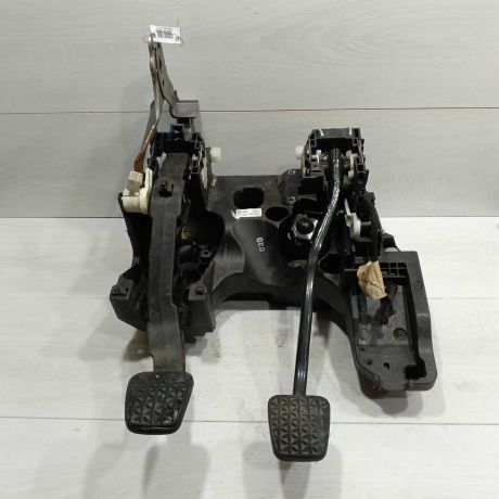 pedalnyi-uzel-opel-insignia-i-art-97814-big-1