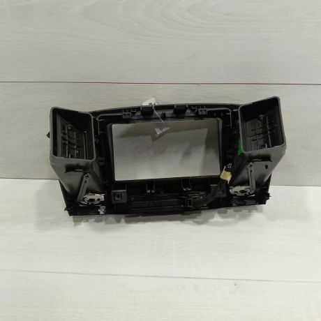 ramka-magnitoly-deflektor-obduva-salona-centralnyi-knopka-avariinoi-signalizacii-opel-insignia-i-art-97828-big-1