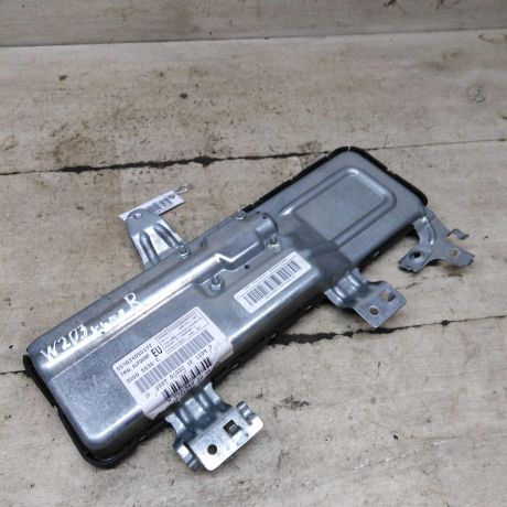 poduska-bezopasnosti-airbag-pravaia-dver-c-klass-w203-kupe-art-98063-big-4