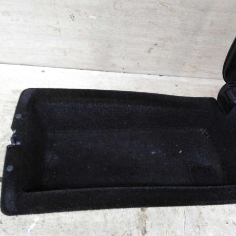 podlokotnik-mercedes-benz-c-klass-w203-art-98129-big-3