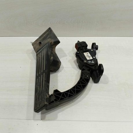 pedal-gaza-hyundai-santa-fe-ii-art-98562-big-0