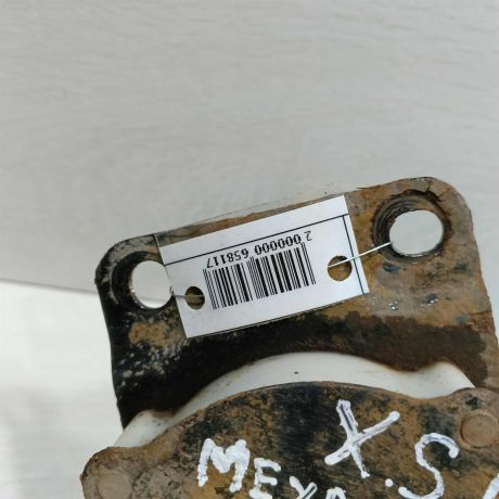 krepleniia-zapasnogo-kolesa-hyundai-santa-fe-ii-art-98641-big-1