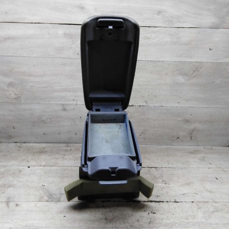 podlokotnik-mazda-6-gg-art-98719-big-4