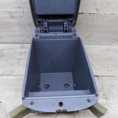 podlokotnik-mazda-6-gg-art-98719-big-8