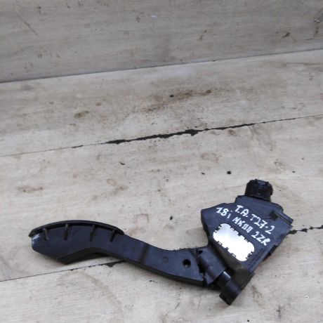 pedal-gaza-toyota-avensis-iii-art-98931-big-0