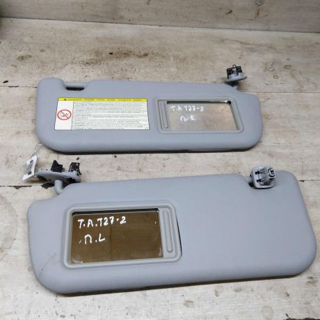 kozyrek-solncezashhitnyi-toyota-avensis-iii-art-98932-big-4