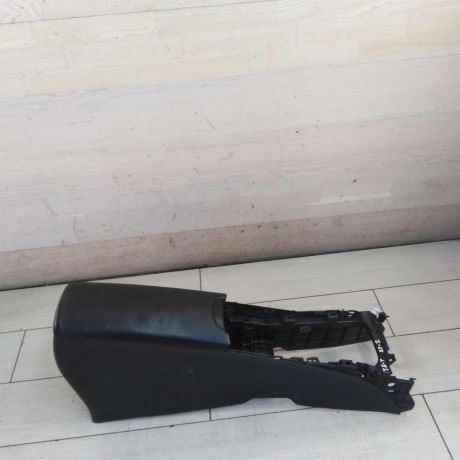 podlokotnik-toyota-avensis-iii-art-99079-big-5