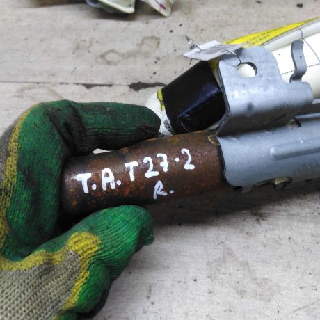 poduska-bezopasnosti-pravaia-v-krysu-toyota-avensis-iii-art-99143-big-2