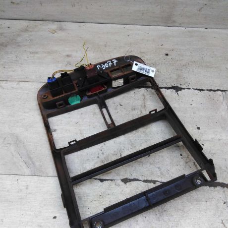 ramka-magnitoly-peugeot-307-art-100296-big-2