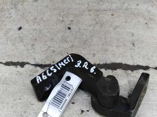 petlia-dveri-zadniaia-pravaia-verxniaia-audi-a6-c5-art-100596