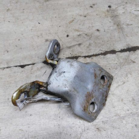 petlia-dveri-zadniaia-levaia-nizniaia-kia-shuma-ii-kia-spectra-ii-art-100657-big-1