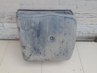 nisa-zapasnogo-kolesa-koryto-audi-100-c4-audi-a6-c4-art-100811