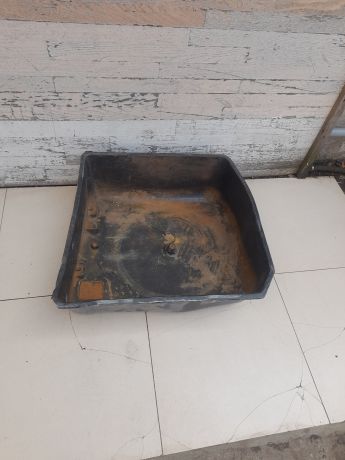 nisa-zapasnogo-kolesa-koryto-audi-100-c4-audi-a6-c4-art-100811-big-7