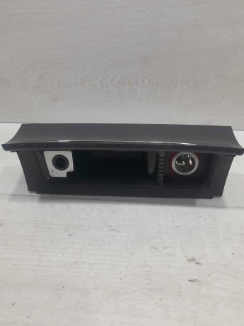 pepelnica-volkswagen-passat-b6-art-100855-big-0