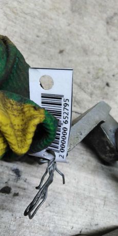 petlia-dveri-volkswagen-jetta-vi-art-101062-big-2