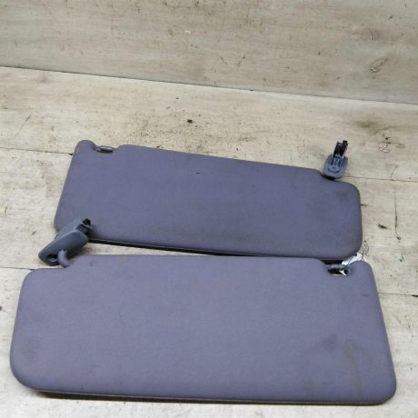 kozyrek-solncezashhitnyi-audi-a6-c5-art-101309-big-0