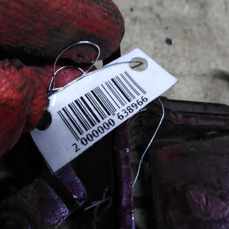 petlia-dverei-peredniaia-levaia-nizniaia-audi-a6-c5-est-liuft-art-101329-big-4