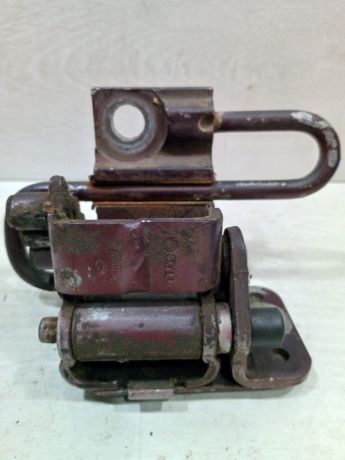 petlia-dverei-peredniaia-levaia-nizniaia-audi-a6-c5-est-liuft-art-101329-big-3