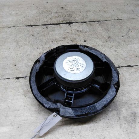 dinamik-akusticeskii-volkswagen-jetta-vi-art-101815-big-1