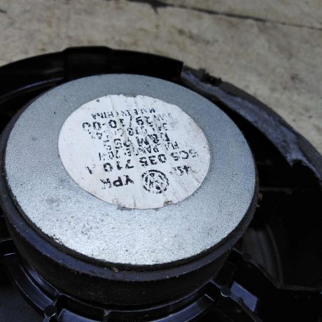 dinamik-akusticeskii-volkswagen-jetta-vi-art-101815-big-2