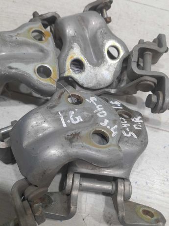 petlia-dveri-volvo-s40-volvo-v40-art-101908-big-1