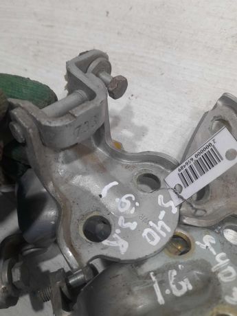 petlia-dveri-volvo-s40-volvo-v40-art-101908-big-4