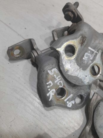 petlia-dveri-volvo-s40-volvo-v40-art-101908-big-6