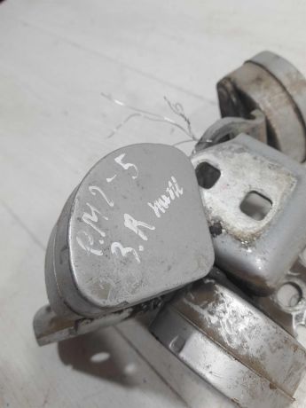 petlia-dveri-zadniaia-nizniaia-renault-megane-ii-art-101909-big-4