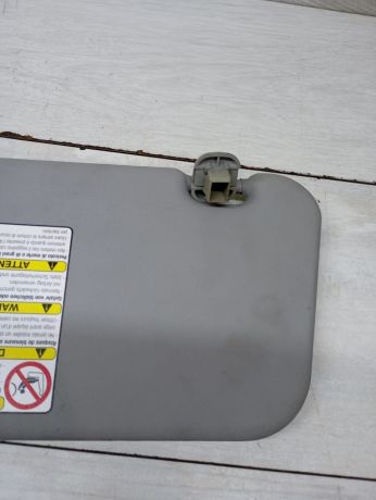 kozyrek-solncezashhitnyi-pravyi-mazda-3-bk-art-101963-big-1