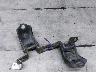 petlia-dveri-peredniaia-levaia-mazda-3-bk-art-102000