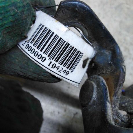 petlia-dveri-peredniaia-levaia-mazda-3-bk-art-102000-big-1