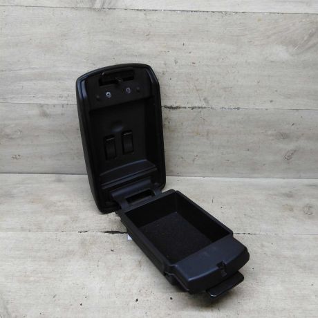 podlokotnik-mazda-3-bk-art-102121-big-2