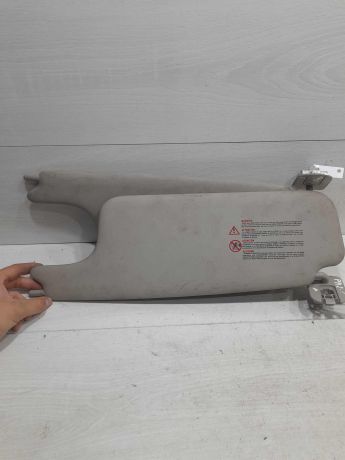 kozyrek-solncezashhitnyi-renault-megane-ii-art-102579-big-5