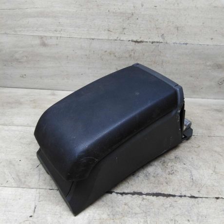 podlokotnik-ford-c-max-dorestailing-art-102622-big-2